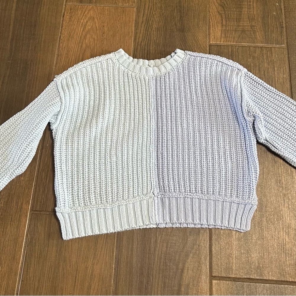 Design History Gray and Cream Knit Sweater